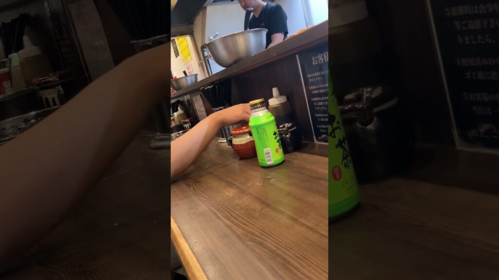緊急地震速報時の新宿ラーメン屋　2026.6.16 19時47分