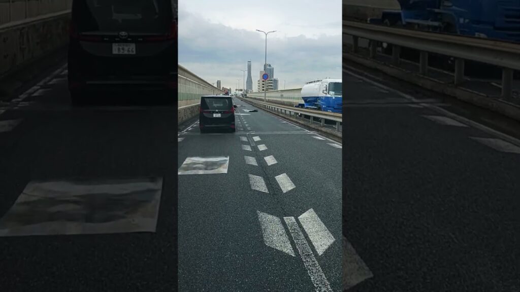 道路にて落とし物、