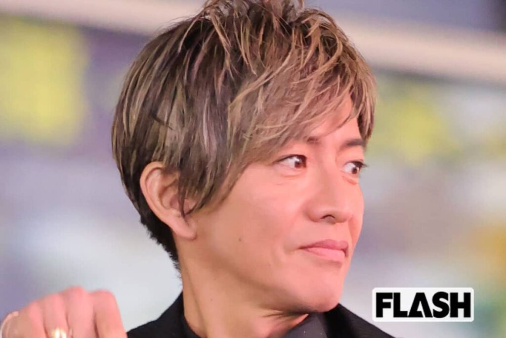 （画像・写真2/40）木村拓哉、吉野家CMで「大盛ねぎだくギョク」豪快かき込みに一部から批判的な声…“通ぶる注文” に指摘も | Smart FLASH/スマフラ[光文社週刊誌]