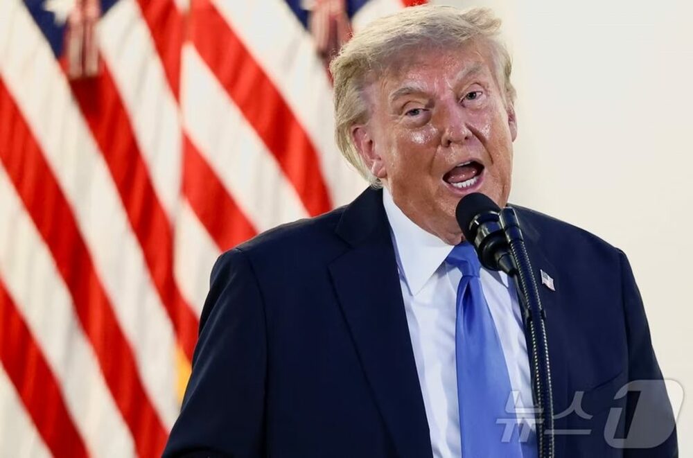 トランプ米大統領「韓国に『天弓2』のウクライナ売却を迫るべきだ」とのコラムを共有 写真枚 国際ニュース:AFPBB News トランプ米大統領「韓国に『天弓2』のウクライナ売却を迫るべきだ」とのコラムを共有 写真枚 国際ニュース:AFPBB News