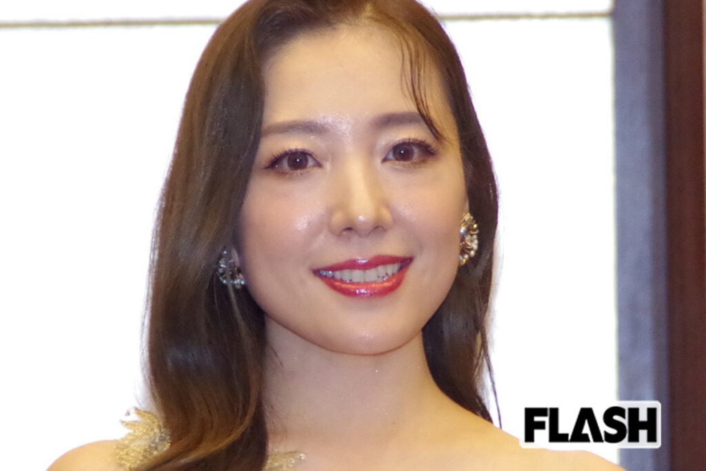 （画像・写真1/5）「ちいかわのミュージカルやりませんか」平原綾香、“願望投稿”に「実写化望む人いない」反発の声…糸井重里の「コピー」にも厳しい目 | Smart FLASH/スマフラ[光文社週刊誌]
