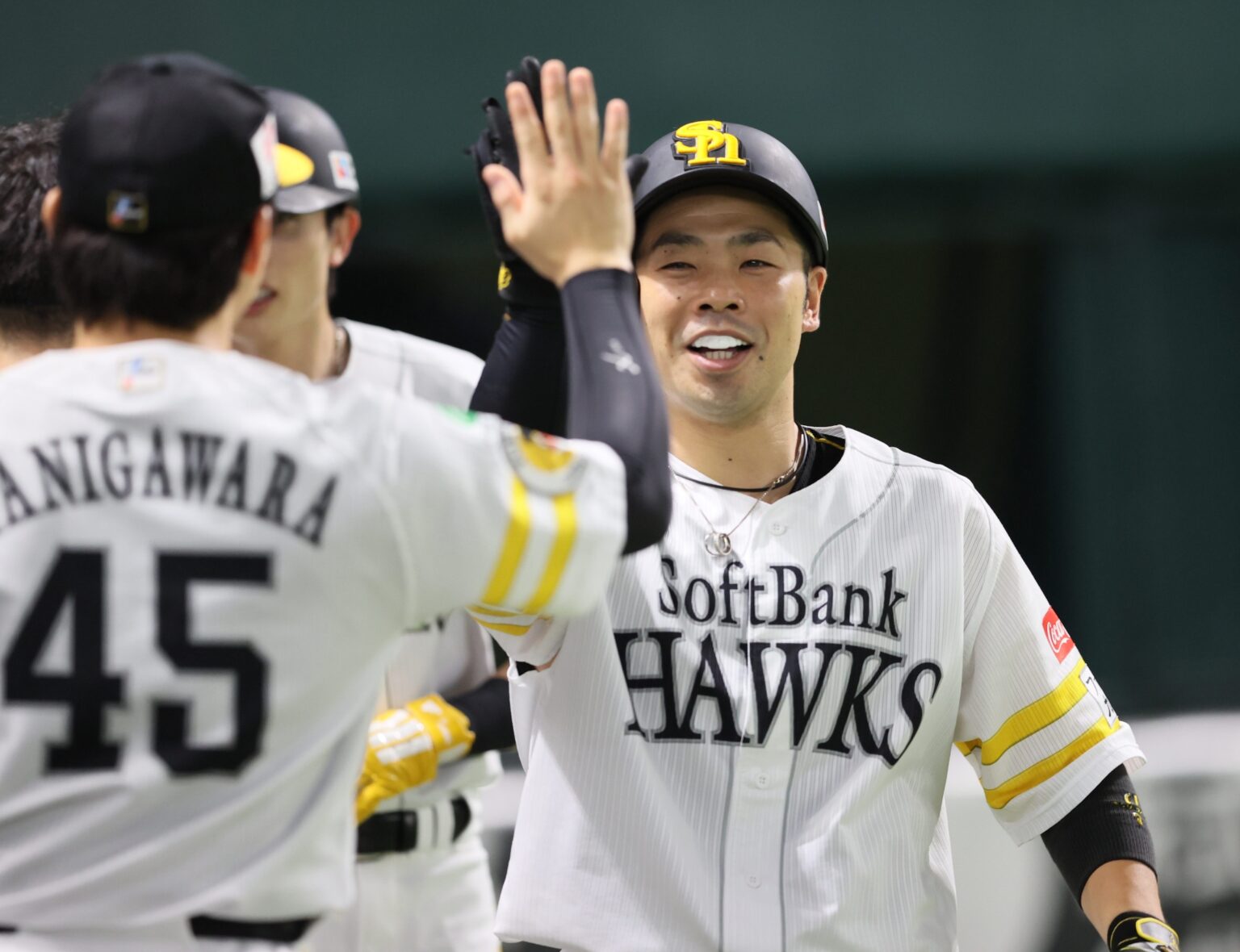 【ソフトバンク】ヒヤリ5連勝で3年連続80勝到達のM8！最多貯金35 栗原V打 近藤最多27号2ラン ラトリッジ来日初先発初勝利 周東負傷交代（TBS NEWS DIG Powered by JNN）