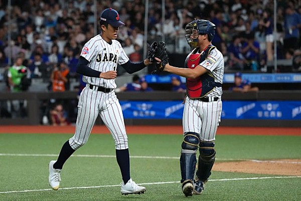 「日本のエース」織田翔希が6回3安打7三振の好投でU18アジア選手権決勝へ導く | U-18 | 試合レポート 「日本のエース」織田翔希が6回3安打7三振の好投でU18アジア選手権決勝へ導く | U-18 | 試合レポート