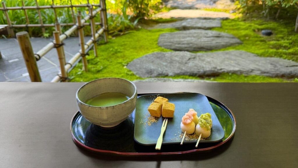 東京で見つけた。抹茶やコーヒーでひと息つける日本庭園4選!しっとり和趣に浸るひととき(oto) – エキスパート – Yahoo!ニュース 東京で見つけた。抹茶やコーヒーでひと息つける日本庭園4選!しっとり和趣に浸るひととき(oto) - エキスパート - Yahoo!ニュース