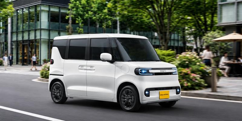 話題を呼んだBYDの軽スーパーハイトワゴンEV「RACCO（ラッコ）」