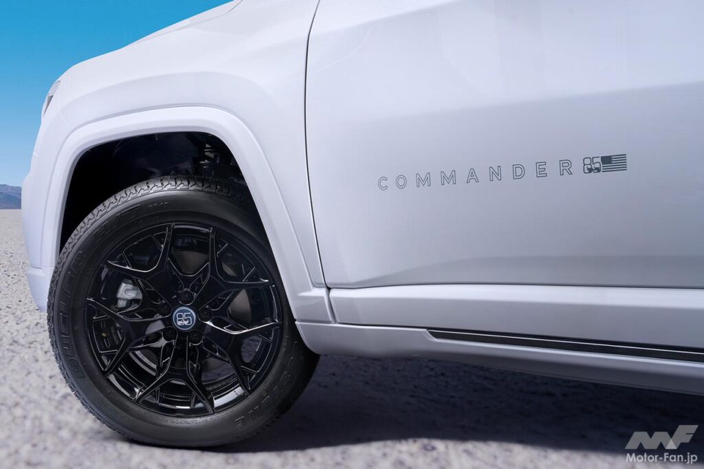 ジープの7シーターSUV「コマンダー」にジープ創設85周年記念の限定車登場！ 同時に「コンパス」の限定車「フィールドスタイルエディション」も発売 | Motor Fan｜自動車情報のモーターファン