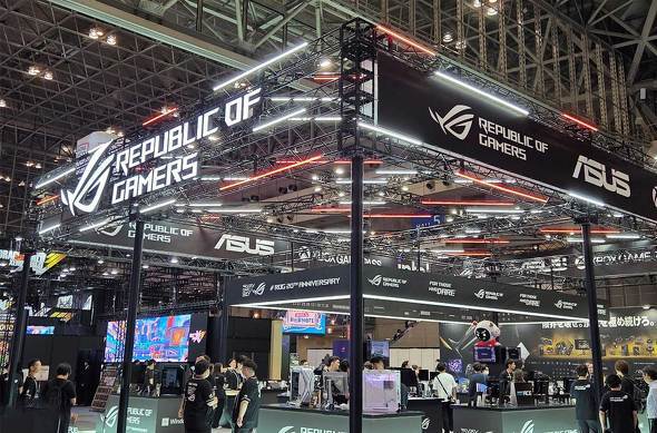 設立20周年のROGブースは「ROG XBOX Ally X20」が目玉! TGS2026で見た特別展示&最新Wi-Fi 8ルーター(ITmedia PC USER) 設立20周年のROGブースは「ROG XBOX Ally X20」が目玉! TGS2026で見た特別展示&最新Wi-Fi 8ルーター(ITmedia PC USER)