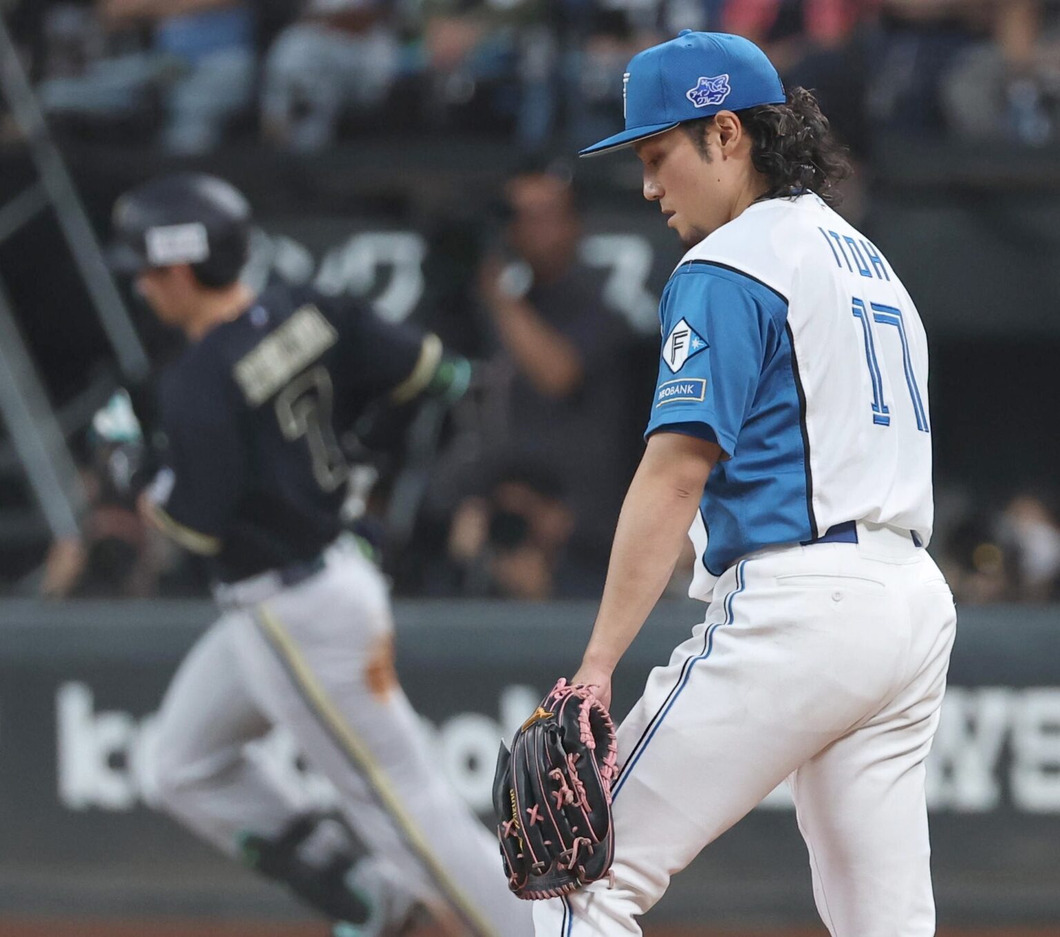【日本ハム】オリとの空中戦落とし2位と1差…伊藤7回途中2被弾6失点KOで3年ぶり10敗目 7回西川痛恨併殺 柴田プロ1号 大塚&田宮6号も空砲(TBS NEWS DIG Powered by JNN) 【日本ハム】オリとの空中戦落とし2位と1差...伊藤7回途中2被弾6失点KOで3年ぶり10敗目 7回西川痛恨併殺 柴田プロ1号 大塚&田宮6号も空砲(TBS NEWS DIG Powered by JNN)