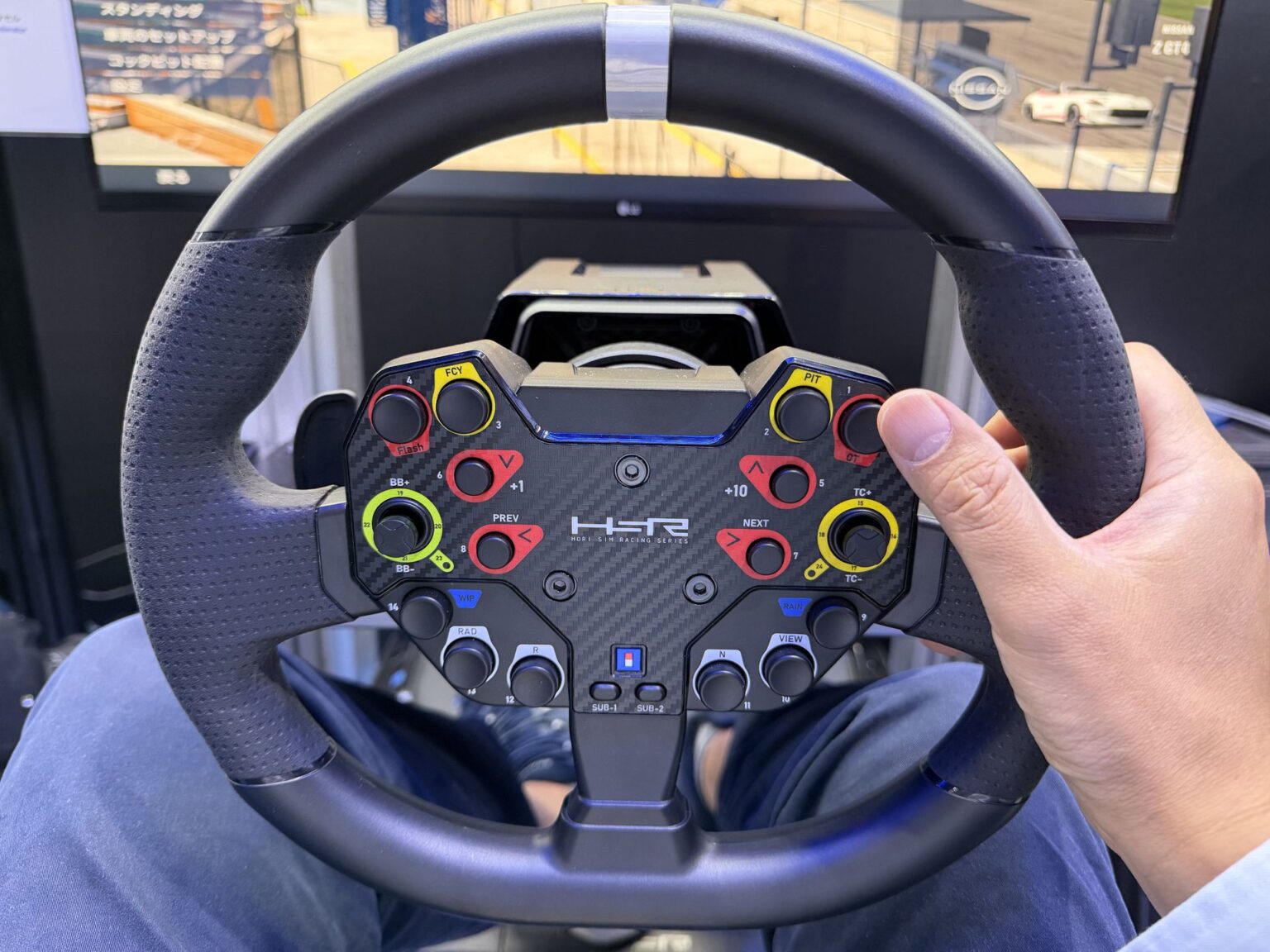 ダイレクトドライブなのにわずか3Nm。だが、それがいい。 HORI初のDDハンコンは全年齢向け仕様に【TGS2026】 – GAME Watch ダイレクトドライブなのにわずか3Nm。だが、それがいい。 HORI初のDDハンコンは全年齢向け仕様に【TGS2026】 - GAME Watch