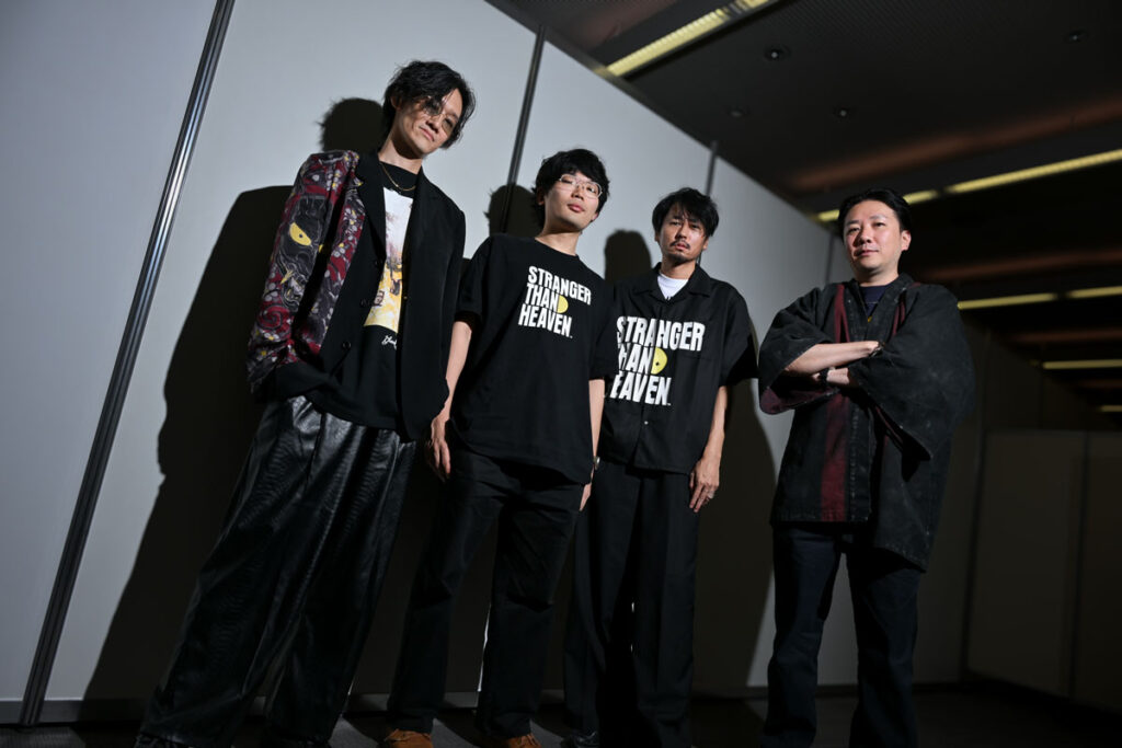 “縛り”から創造された，そうだったかもしれない5つの時代。セガブースに出展された「STRANGER THAN HEAVEN」の見どころを，RGGスタジオのキーマンに聞いた［TGS2026］