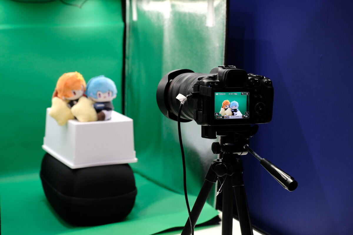 なお撮影条件が比較的厳しめ。適切な距離から被写界深度を深くとるためにF8以上まで絞り、十分な光量があったほうが望ましいとされています