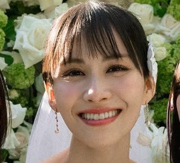 Perfume あ～ちゃん イタリアでの結婚式でウェディングドレス姿を披露！コールドスリープ中の3人集合ショットに「涙がでたよ〜」「尊い」 | めざましmedia