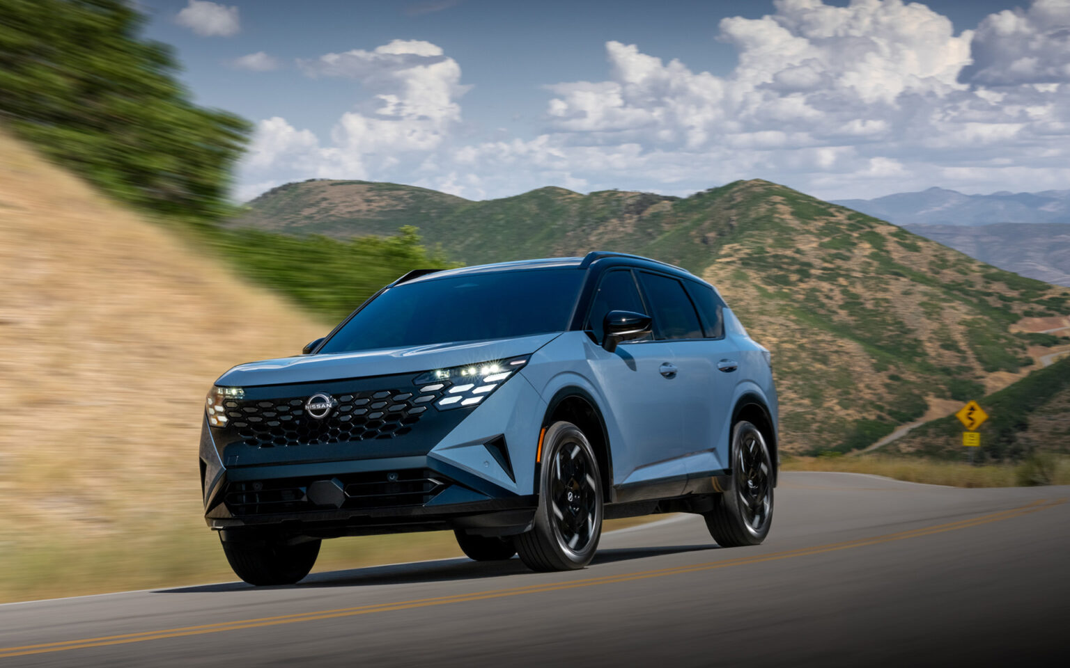 日産、米国で第3世代e-POWER搭載の新型「ローグ ハイブリッド」公開 - Car Watch