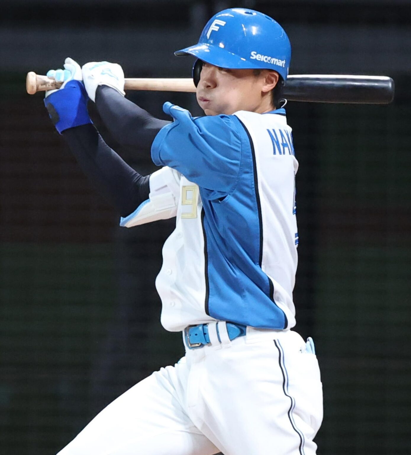 【日本ハム】5点差大逆転勝ち!中島卓也の引退試合に花を添える 現役最終安打は俊足生かした内野安打 18年のプロ生活に幕 西武と0.5G差(TBS NEWS DIG Powered by JNN) 【日本ハム】5点差大逆転勝ち!中島卓也の引退試合に花を添える 現役最終安打は俊足生かした内野安打 18年のプロ生活に幕 西武と0.5G差(TBS NEWS DIG Powered by JNN)