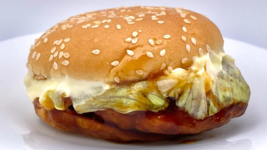 【マクドナルド】2026年10月に販売終了する定番メニュー4種類を食べた感想(進撃のグルメ) – エキスパート – Yahoo!ニュース 【マクドナルド】2026年10月に販売終了する定番メニュー4種類を食べた感想(進撃のグルメ) - エキスパート - Yahoo!ニュース
