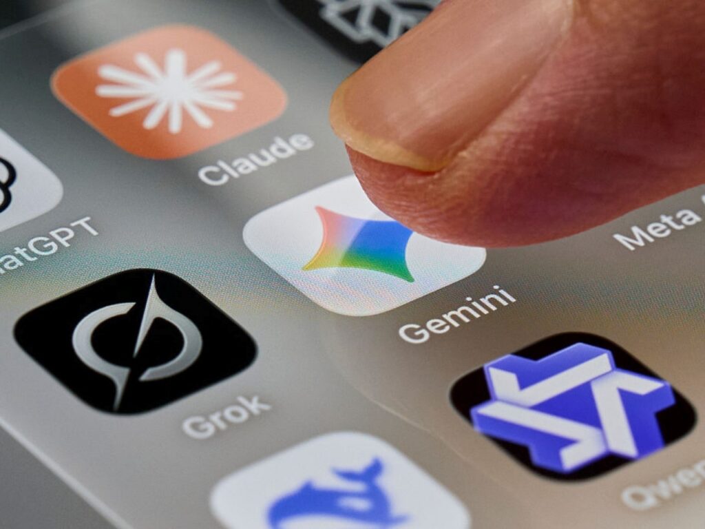グーグル「Gemini」に電話代行の新機能　レストラン予約もお任せ - CNET Japan