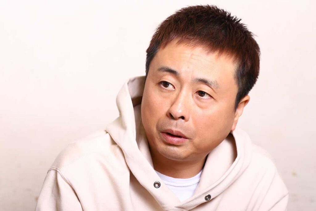 「腎炎かすい炎か…」次長課長・河本準一が緊急入院 さんま明かす「ずっと酒もやめてたんですけど」 | ENCOUNT 次長課長の河本準一【写真:山口比佐夫】