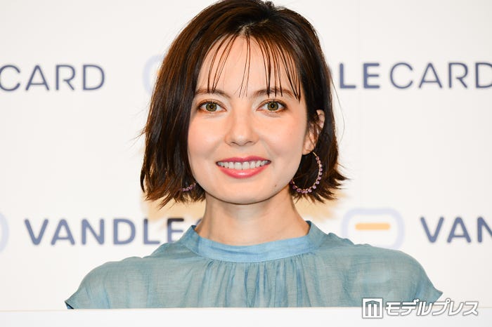 ベッキー「イッテQ!」10年ぶりサプライズ登場で涙 出演に至るまでの裏話明かす「諦めてへんからって言ってくれて」 – モデルプレス ベッキー「イッテQ!」10年ぶりサプライズ登場で涙 出演に至るまでの裏話明かす「諦めてへんからって言ってくれて」 - モデルプレス