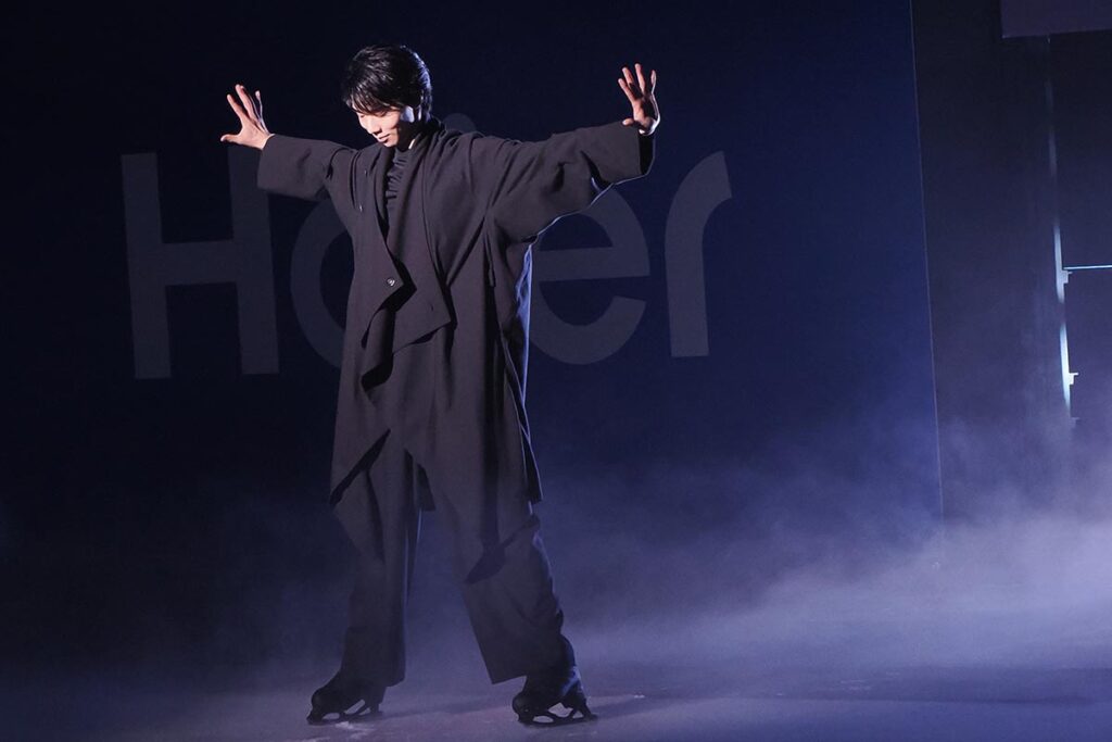 羽生結弦登場　ハイアールとアクアからドラム洗濯機と冷蔵庫の上質モデル - 家電 Watch