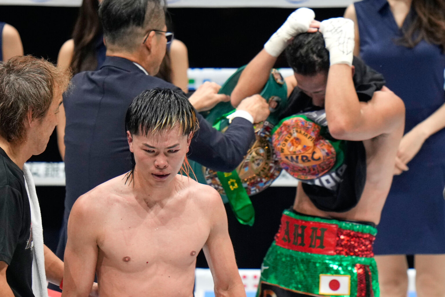 那須川天心は「完全な誤算」、元世界王者が敗因分析...両陣営の相違は「ポイントに対する考え方」: J-CAST ニュース【全文表示】