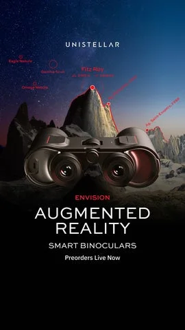 夜の山岳地帯で星空と地形情報をAR表示するスマート双眼鏡ENVISIONの製品告知画像