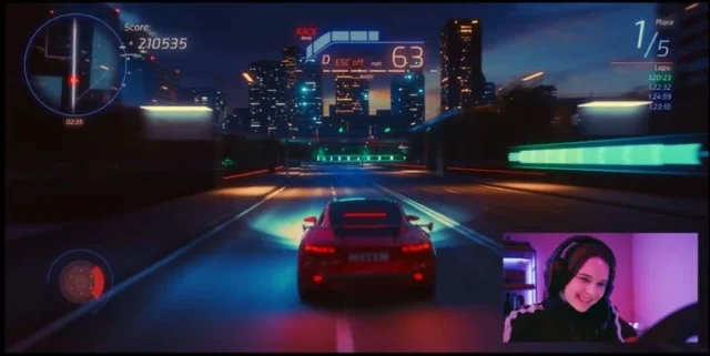 ゲーム映像と配信者のカメラ映像がピクチャーインピクチャーで表示された配信画面