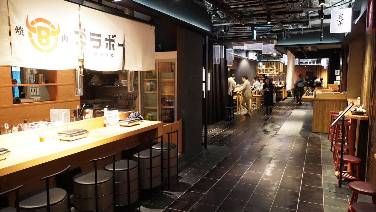 専門店を集めた「YAESU 東京界」の外観