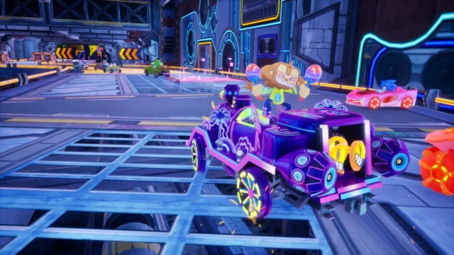 アミーゴがロコモーティブDEアミー号に乗るレースシーン