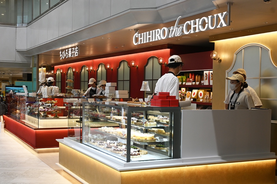 出来立てフィナンシェの「ちひろ菓子店」とシュークリーム専門店「CHIHIRO the CHOUX」（Lmaga.jp撮影）