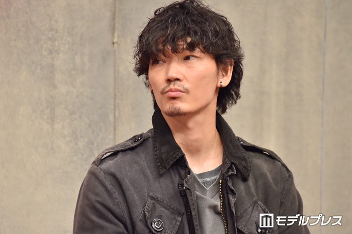 綾野剛（C）モデルプレス
