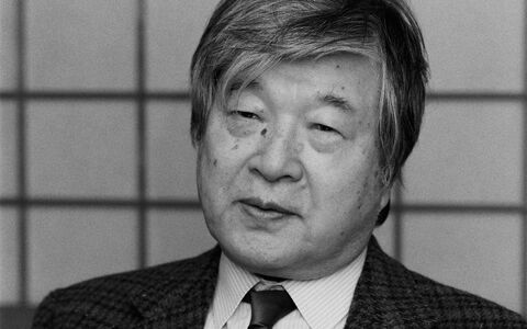 丸谷才一の名作をドラマ化 逃げる男の気概を見る――亀和田武「テレビ健康診断」