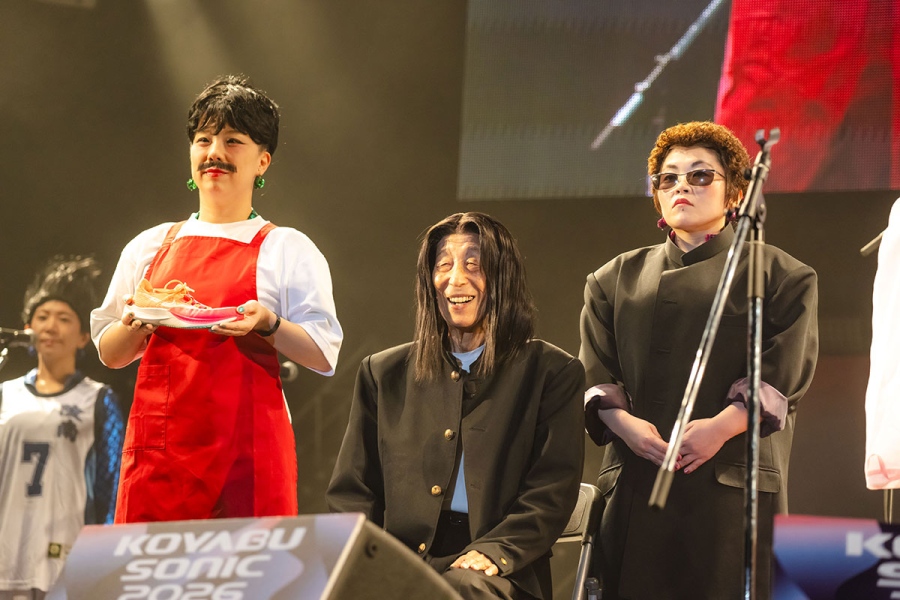 『コヤブソニック2026』にて、吉本新喜劇ィズのステージの様子（9月22日）
