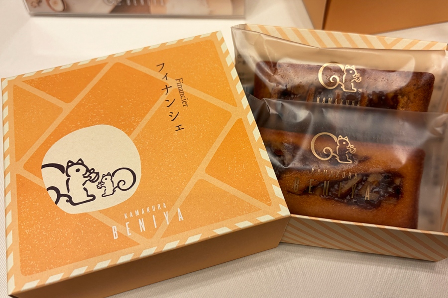 「フィナンシェ」は手土産向きに2種入り（2個・833円、4個・1682円、8個・3284円）も販売（Lmaga.jp撮影）