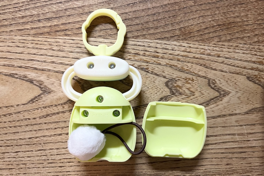「ぺんぎん？」の後ろを開けると、小さな収納スペースが