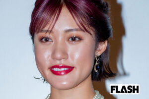 王林 “ほぼビキニ” 超ミニ私服姿にファン騒然！ 番組で明かした「基本裸族」「朝まで飲んで昼から仕事」奔放すぎる私生活に心配の声も
