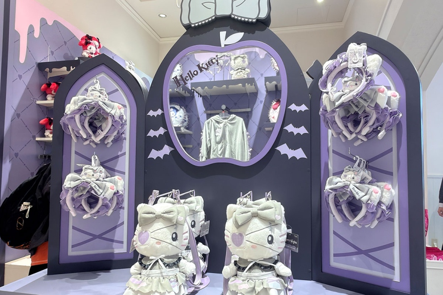 ハリウッド・エリアにあるグッズショップ「ハローキティ・スタジオ」の売り場