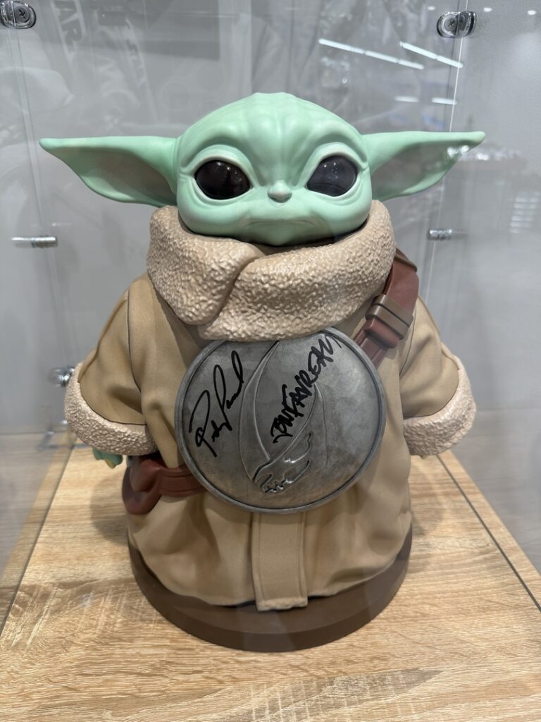 グローグーかわいい! 「スター・ウォーズ」日本初オフィシャルショップのファン垂涎グッズ盛沢山フォトレポ – GAME Watch グローグーかわいい! 「スター・ウォーズ」日本初オフィシャルショップのファン垂涎グッズ盛沢山フォトレポ - GAME Watch