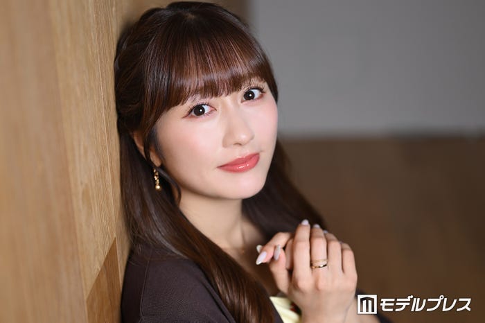 佐々木彩夏（C）モデルプレス