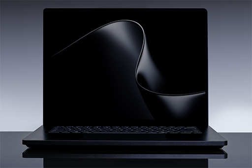画像ギャラリー No.004のサムネイル画像 / ついに来た！ NVIDIA独自SoC「RTX Spark」を搭載するノートPC「Surface Laptop Ultra」の予約受付をMicrosoftが開始