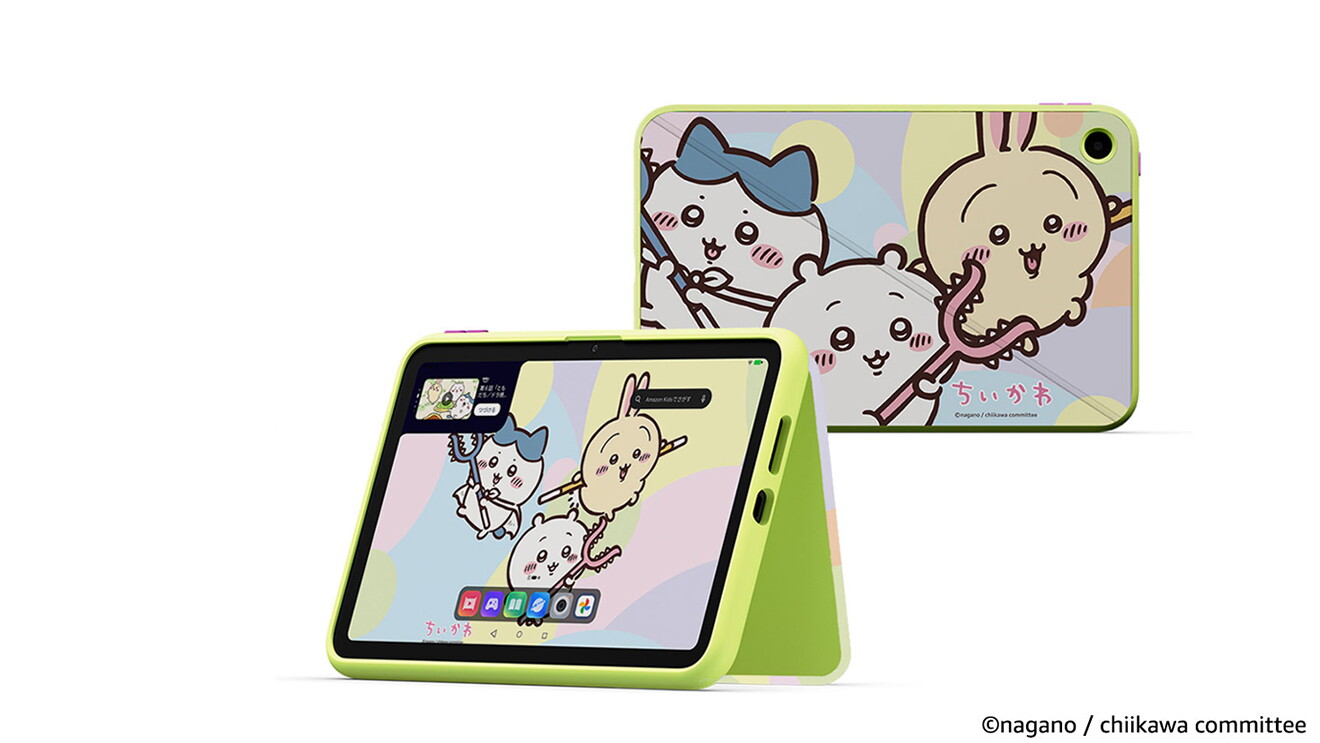 開いた状態で立て、画面を見せたタブレット。同じ商品の背面がその上側に配置されている。画面と背面に同じキャラクターのイラストが見える。