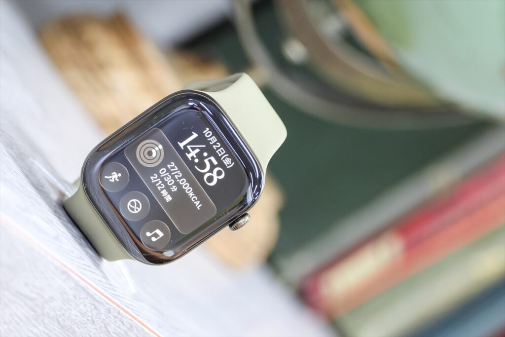 ASCII.jp：やっぱりApple Watchで決まり！ Series 12は計測が大きく進化、健康になりたい俺が本気で試してみた (1/5)