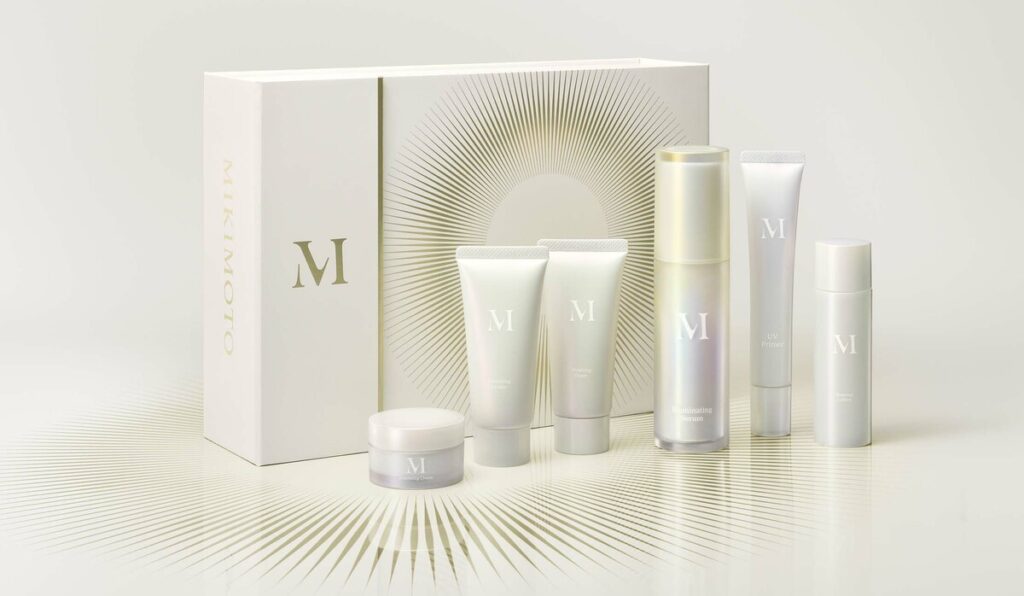 【速報！クリスマスコフレ2026】「MIKIMOTO BEAUTY（ミキモト ビューティー）」初のホリデー限定コフレ登場！スキンケアラインを贅沢に体感できる特別セットに注目 | Precious.jp（プレシャス）