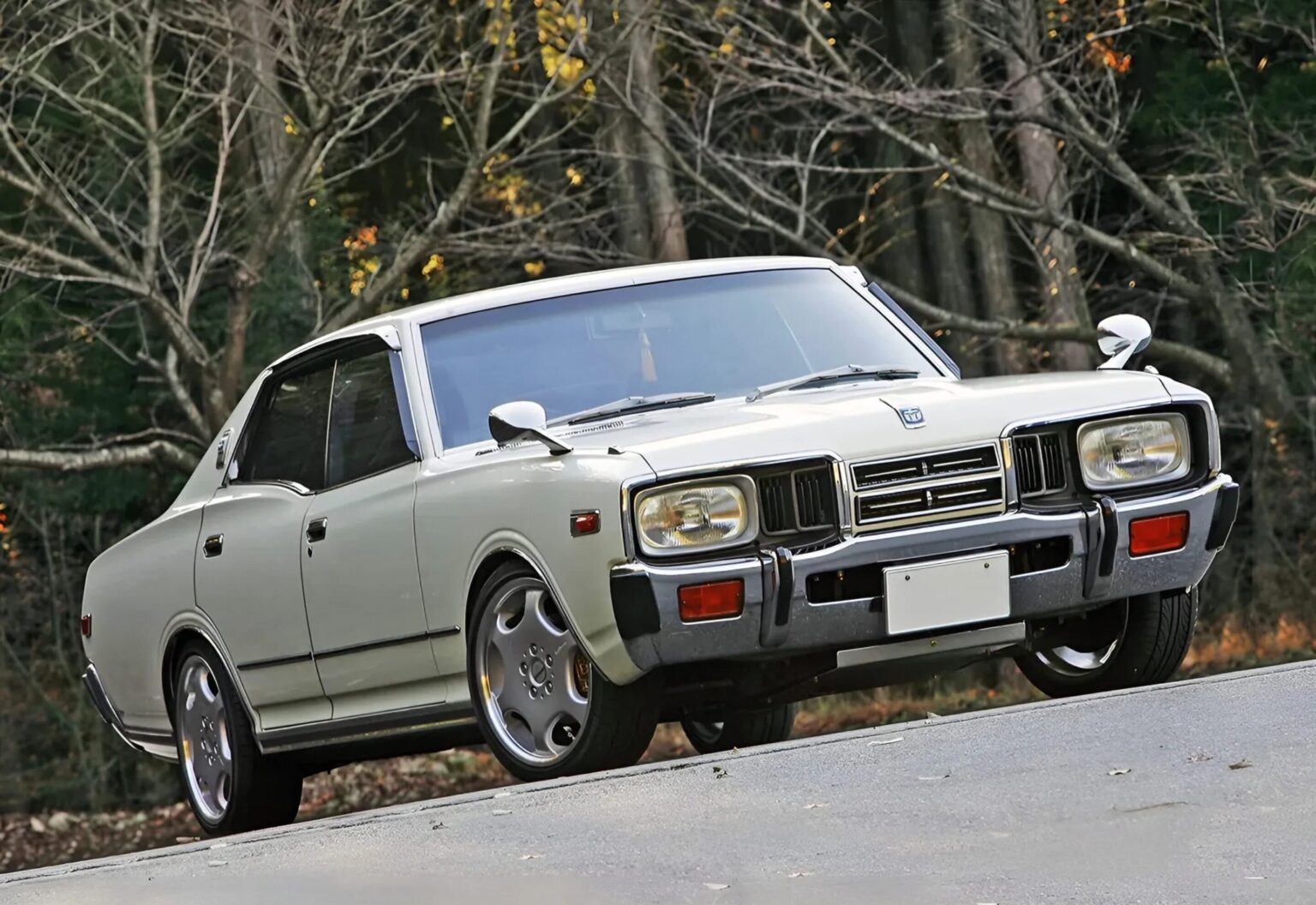 「古き良き70年代グロリアに第二世代GT-Rの魂を移植!?」時代を超えた愛と執念のレストモッド | Motor Fan｜自動車情報のモーターファン