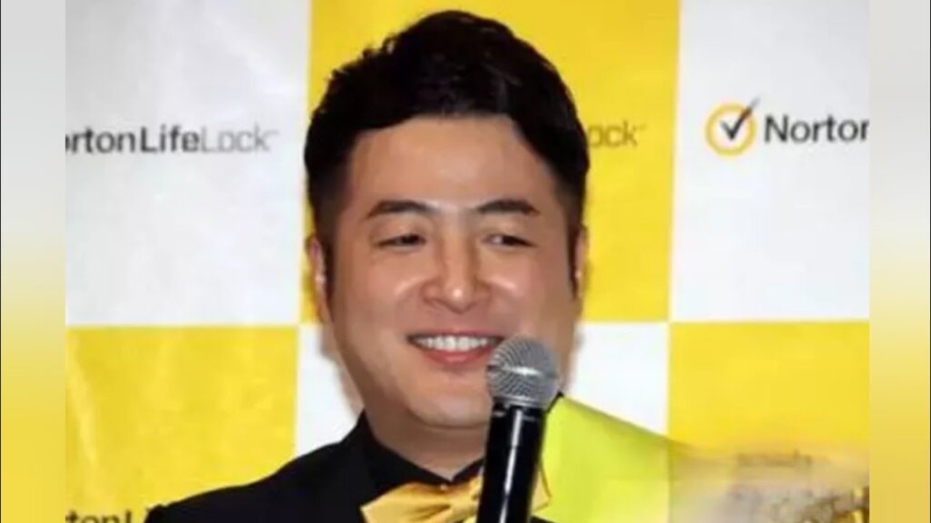 元和牛・水田信二が離婚発表…17歳年下妻との「信二飯」にも変化が?😢#水田信二 #和牛 #山本萩子 #離婚 #芸能ニュース #芸能界 #話題のニュース #夫婦 #エンタメニュース 元和牛・水田信二が離婚発表…17歳年下妻との「信二飯」にも変化が?😢#水田信二 #和牛 #山本萩子 #離婚 #芸能ニュース #芸能界 #話題のニュース #夫婦 #エンタメニュース