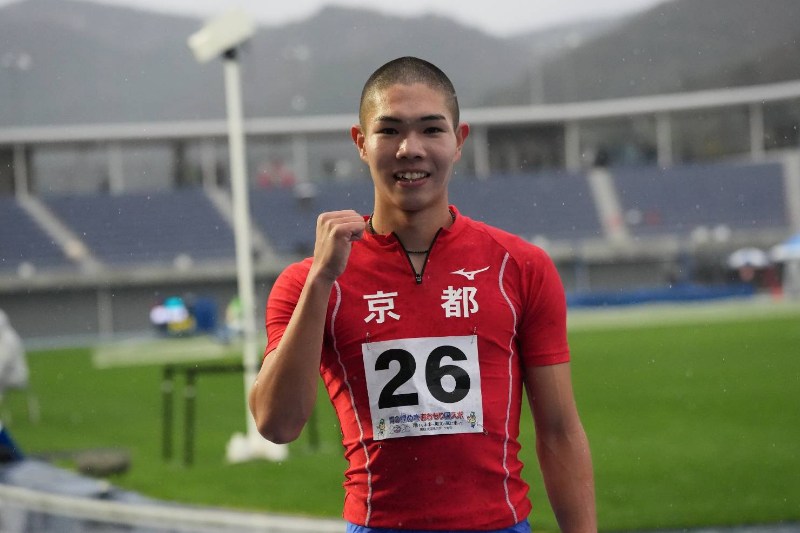 後藤大樹が少年共通男子110mH制覇!冷雨の向かい風で13秒63「自分の勝負強さを出せました」/あおもり国スポ | 月陸Online|月刊陸上競技 後藤大樹が少年共通男子110mH制覇!冷雨の向かい風で13秒63「自分の勝負強さを出せました」/あおもり国スポ | 月陸Online|月刊陸上競技