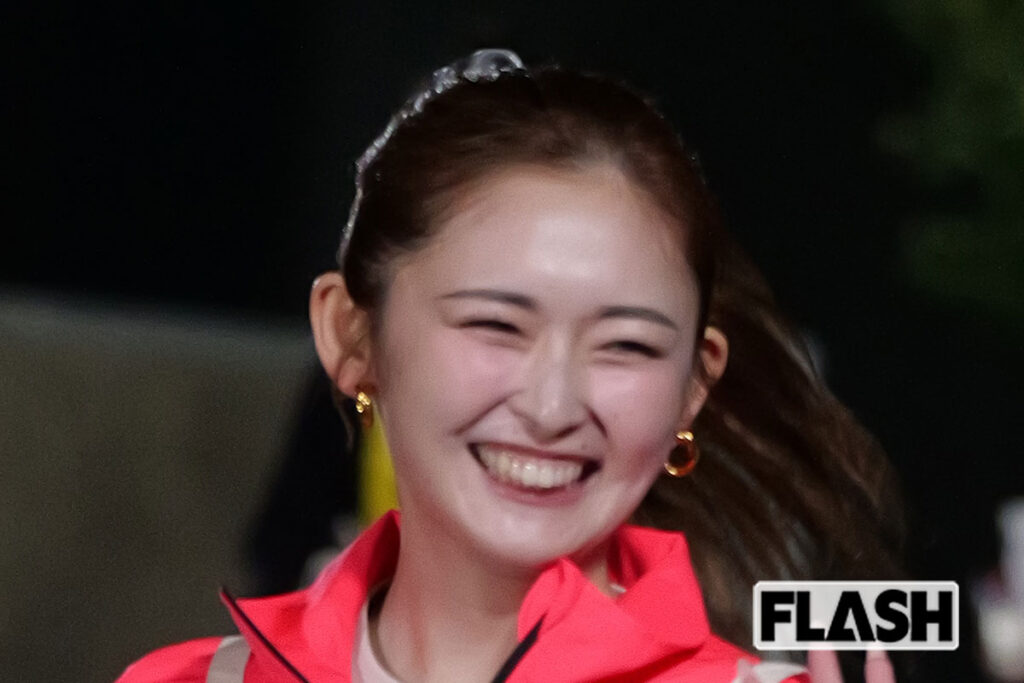 （画像・写真1/16）ゆうちゃみ、伊藤百花が爆走『オールスター感謝祭』赤坂マラソンでもっとも光った“意外な女性タレント”とは | Smart FLASH/スマフラ[光文社週刊誌]
