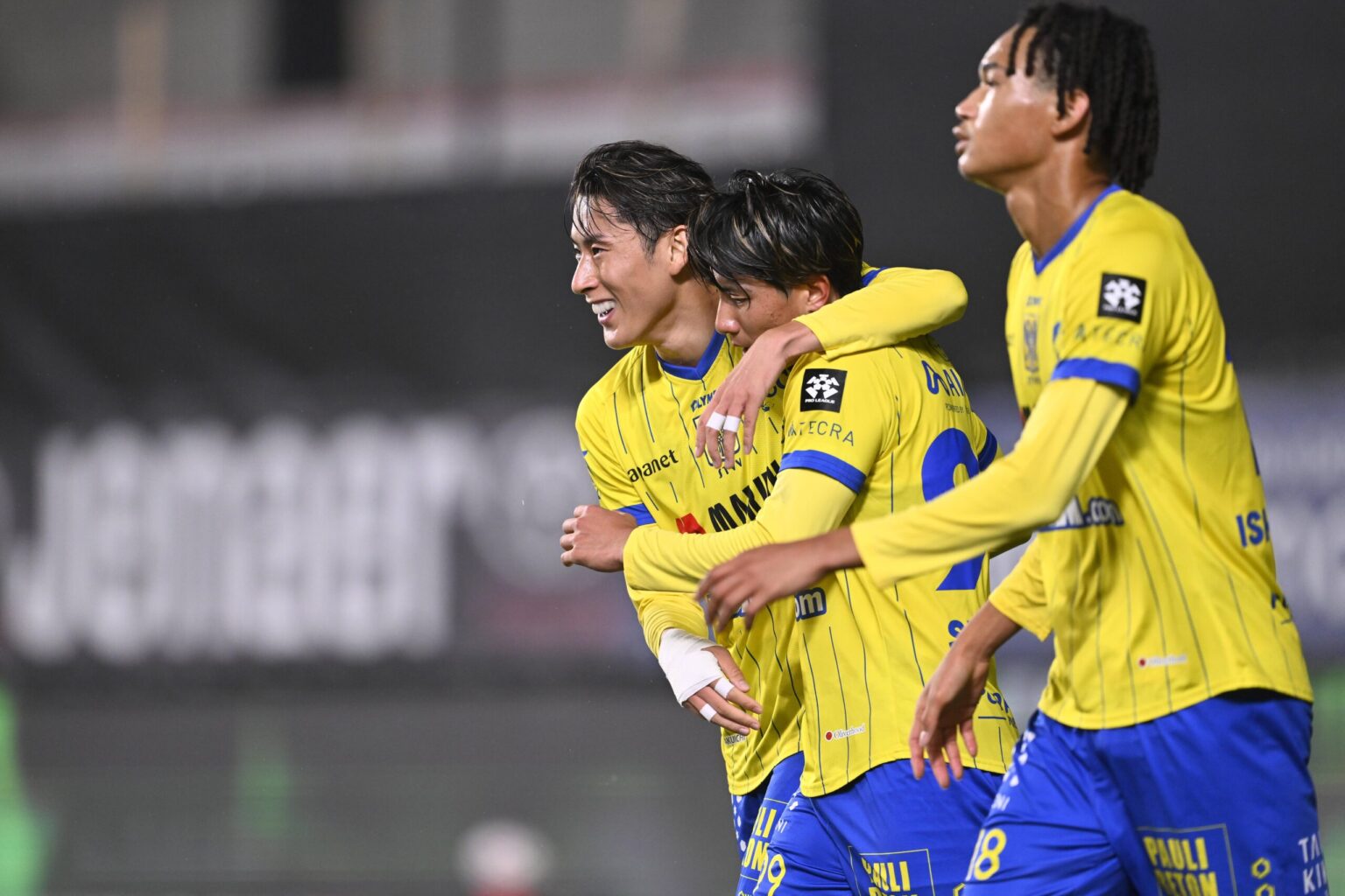 Croky Cup初戦は日本人選手が躍動！松澤の同点弾＆新川の加入後初ゴールでSTVVが4-1の逆転勝利！ | STVV（シント＝トロイデンVV）日本公式サイト