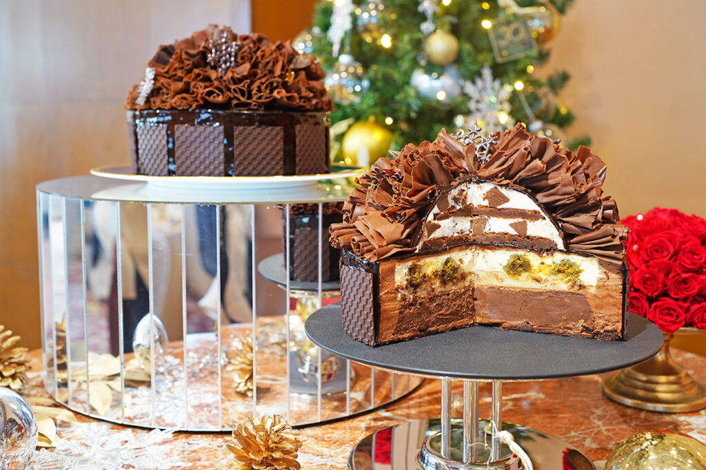 「帝国ホテル大阪」の“1000円台”クリスマスケーキ、一年中買える“夢のシュトーレン”も登場 | Lmaga.jp