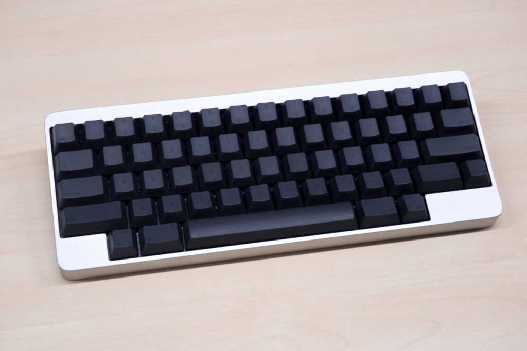 アルミ削り出しの「HHKB Professional Elite」、300台限定で33万円 - PC Watch