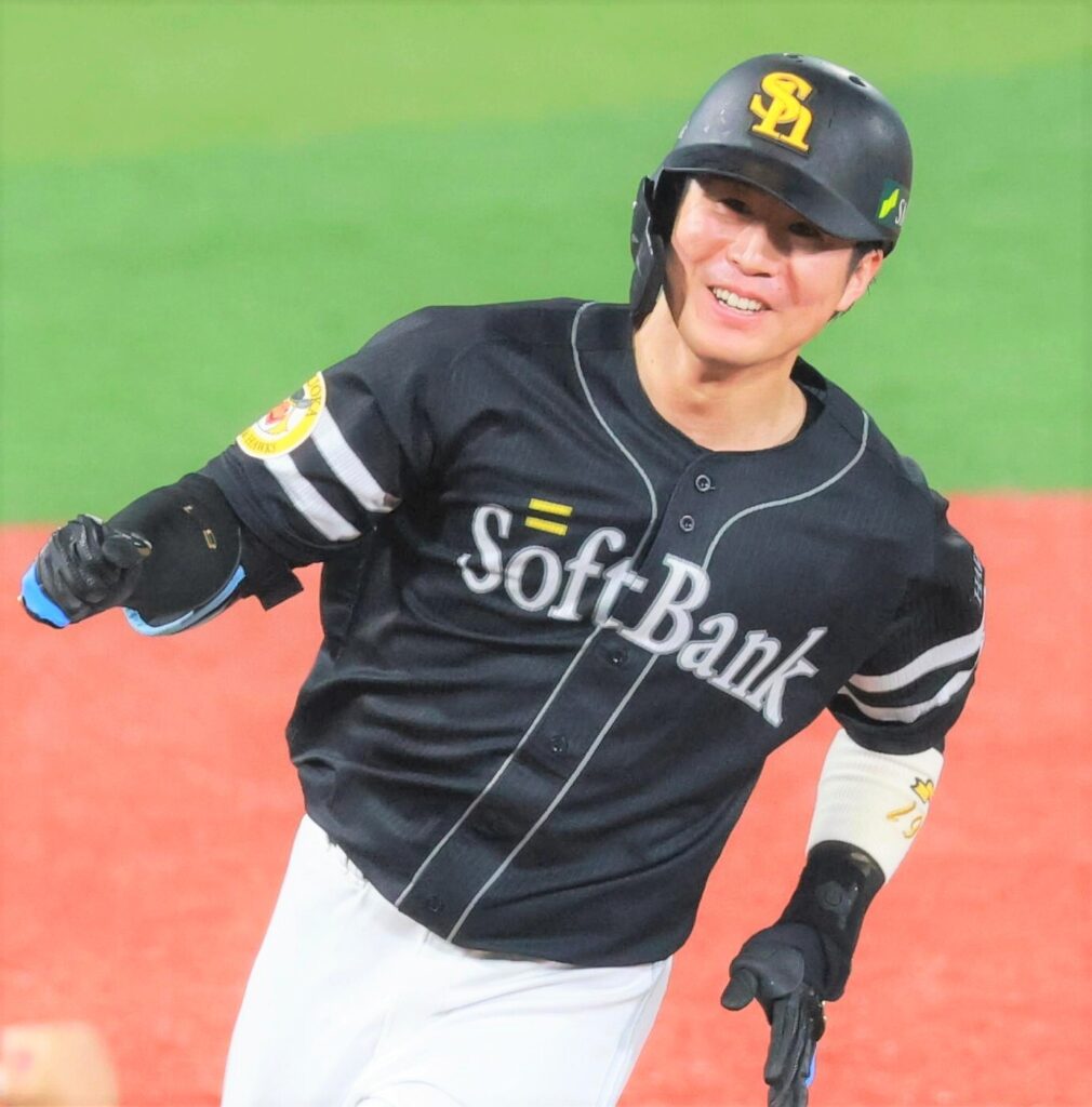 【ソフトバンク】日本S連覇へ2連勝 底力で2戦連続の延長戦を制す!川村が10回 シリーズ初打席で決勝弾 9回には代打・山川が同点弾 ヘルナンデスは連夜サヨナラ危機を凌ぐ(TBS NEWS DIG Powered by JNN) TBS NEWS DIG Powered by JNN